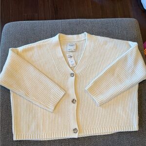 Abercrombie & Fitch Cream Women's Sweater